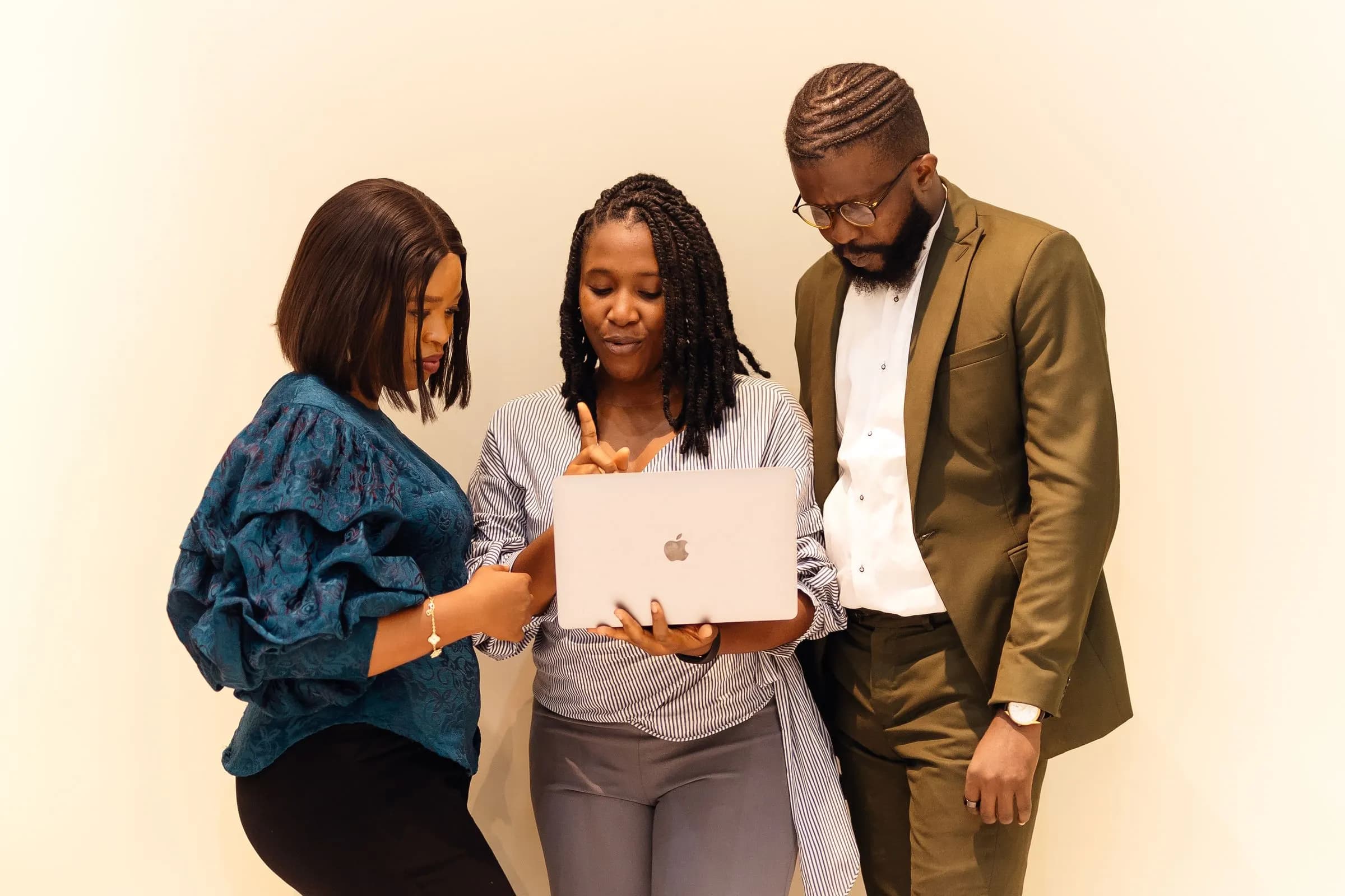 Bugufi Digital team at work